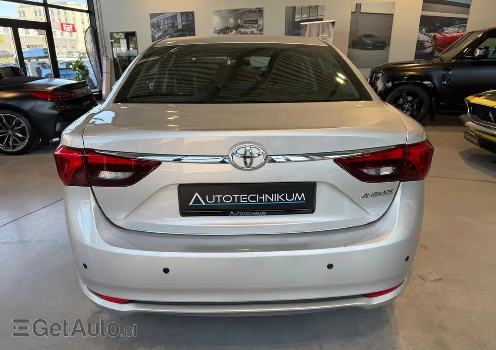 TOYOTA Avensis 1.8 Premium MS