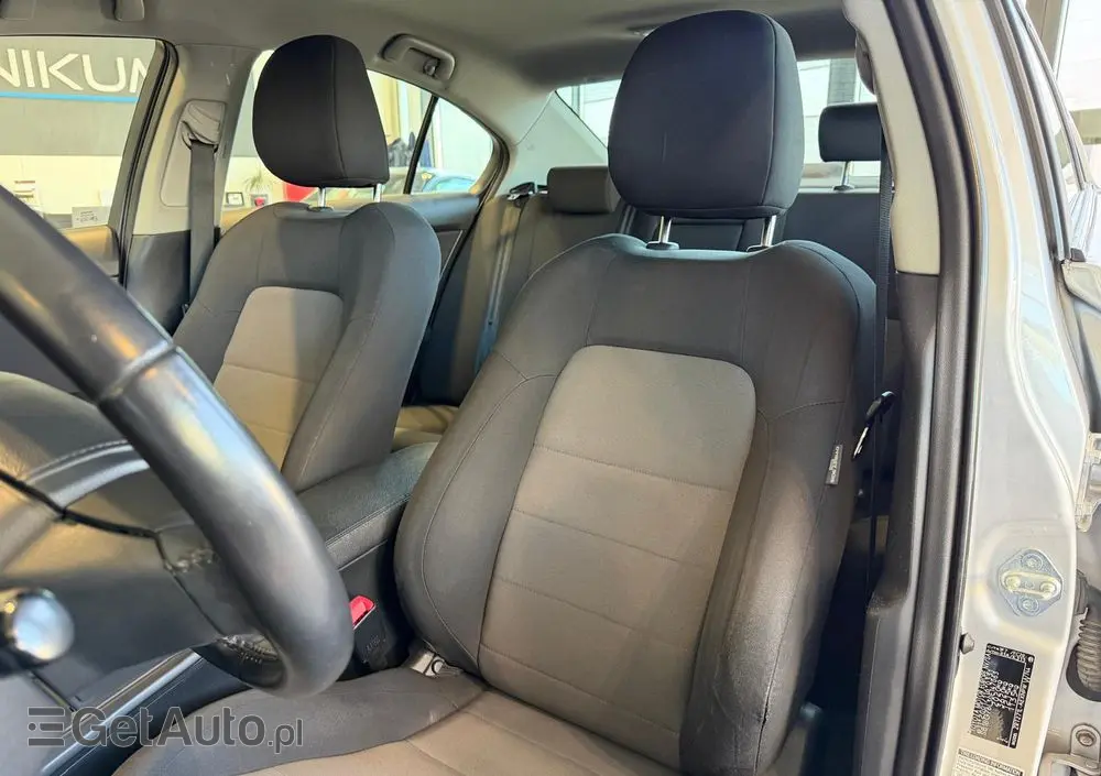 TOYOTA Avensis 1.8 Premium MS