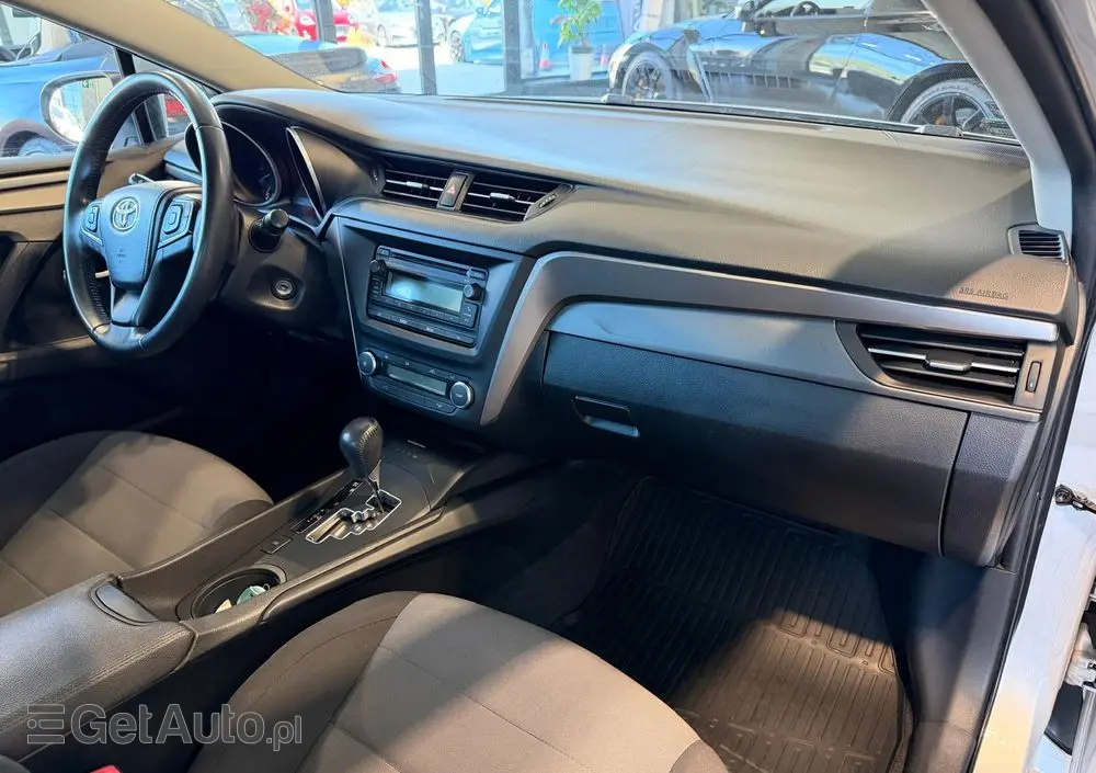 TOYOTA Avensis 1.8 Premium MS