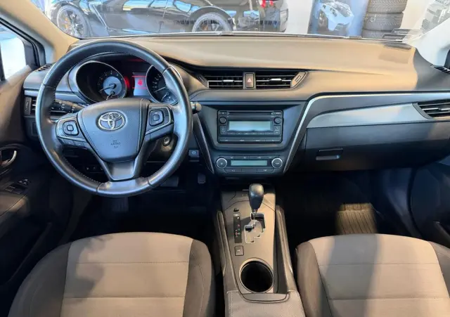 TOYOTA Avensis 1.8 Premium MS