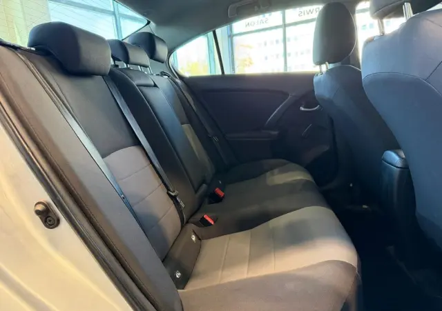 TOYOTA Avensis 1.8 Premium MS