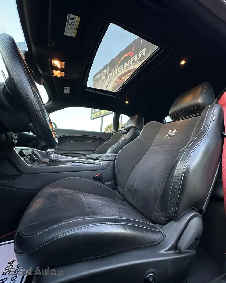 DODGE Challenger Automatik 392 Hemi Scat Pack Shaker