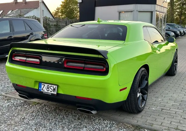 DODGE Challenger Automatik 392 Hemi Scat Pack Shaker