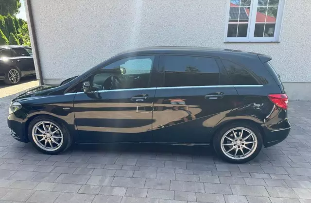 MERCEDES-BENZ Klasa B 