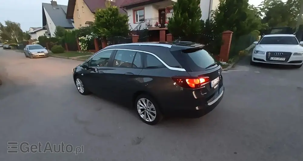 OPEL Astra Ver-1-6-d-cdti-start-stop-sports-tourer-innovation