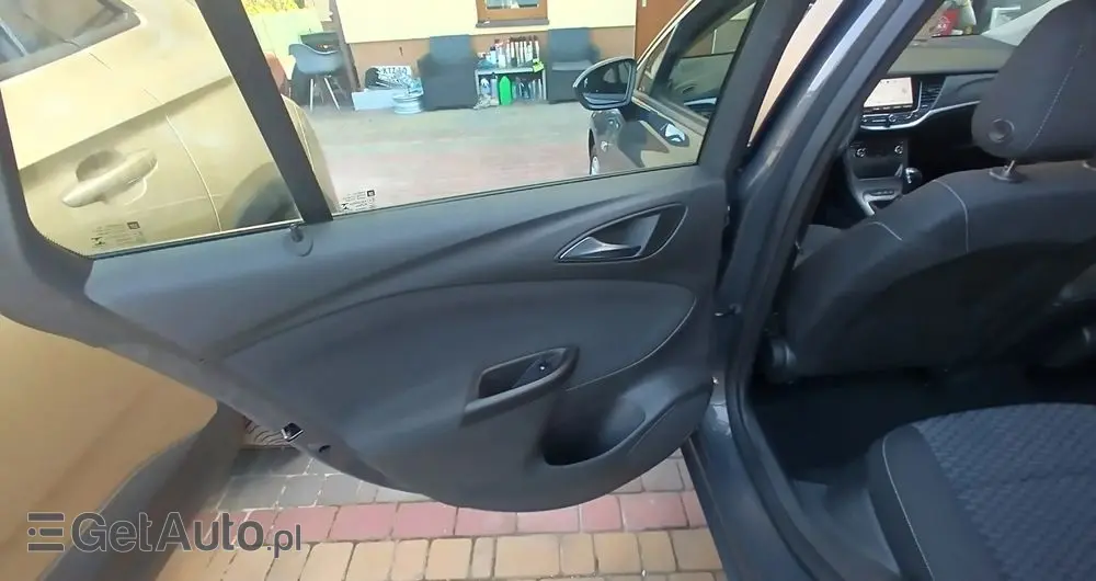 OPEL Astra Ver-1-6-d-cdti-start-stop-sports-tourer-innovation