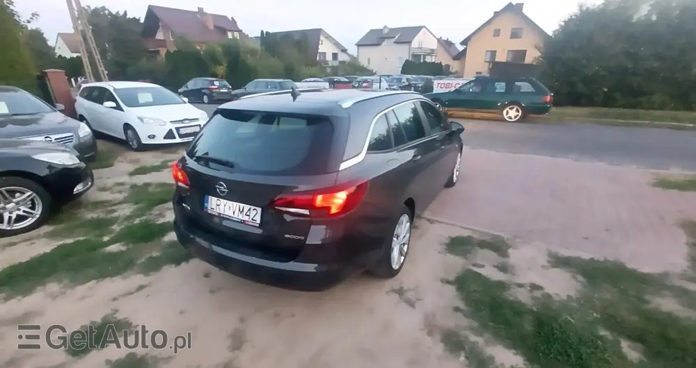 OPEL Astra Ver-1-6-d-cdti-start-stop-sports-tourer-innovation