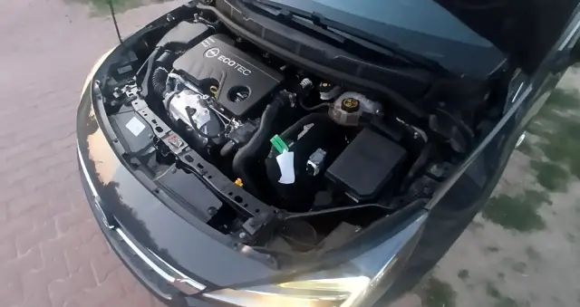 OPEL Astra Ver-1-6-d-cdti-start-stop-sports-tourer-innovation