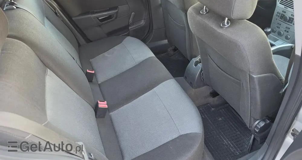 OPEL Astra 1.6 Essentia
