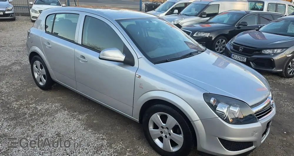 OPEL Astra 1.6 Essentia