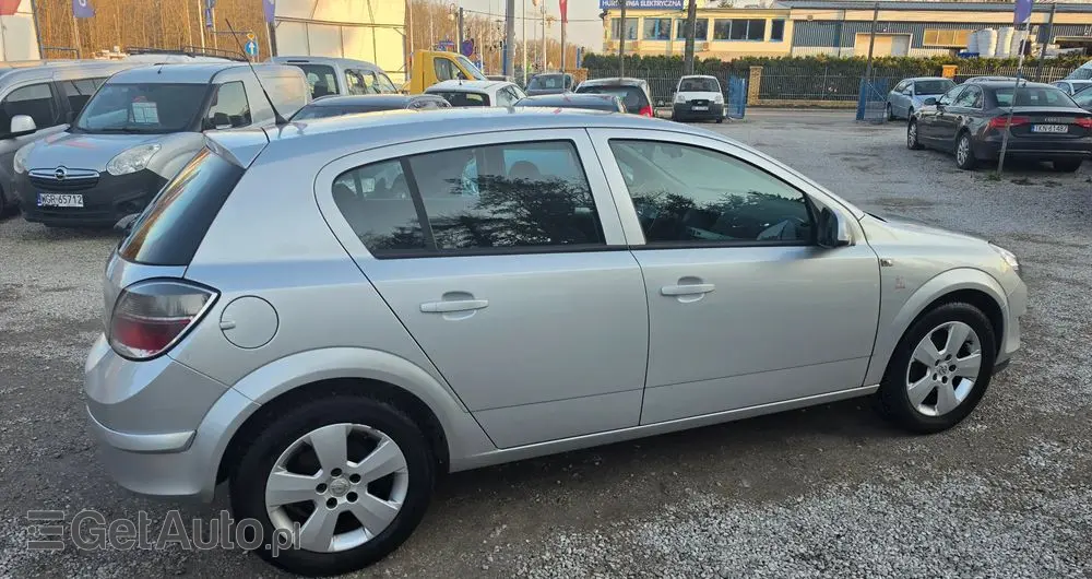 OPEL Astra 1.6 Essentia