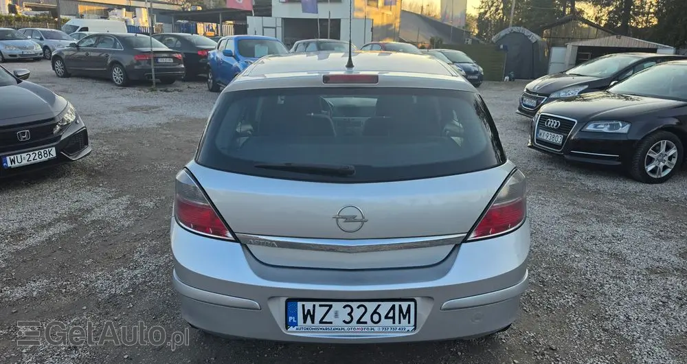 OPEL Astra 1.6 Essentia