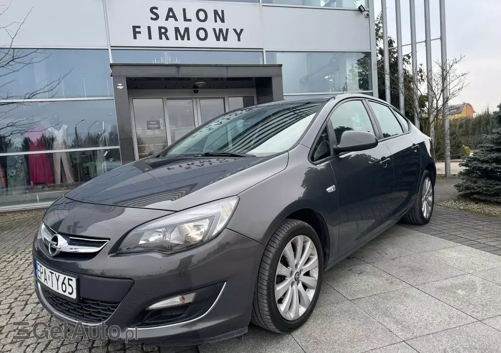 OPEL Astra IV 1.4 Essentia EU6