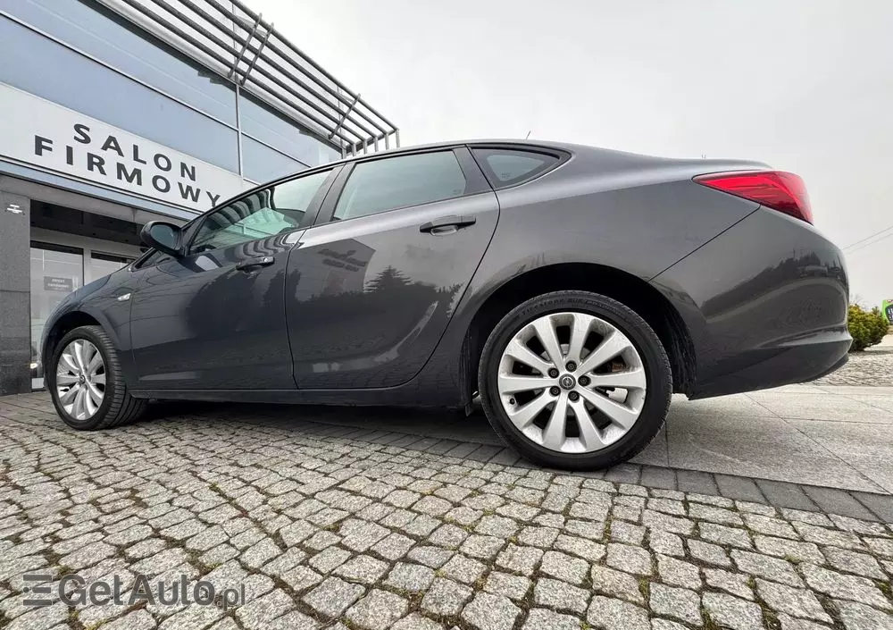 OPEL Astra IV 1.4 Essentia EU6