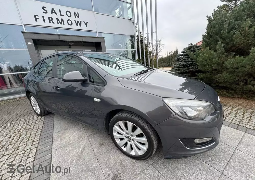 OPEL Astra IV 1.4 Essentia EU6