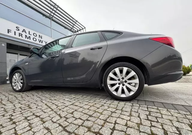 OPEL Astra IV 1.4 Essentia EU6