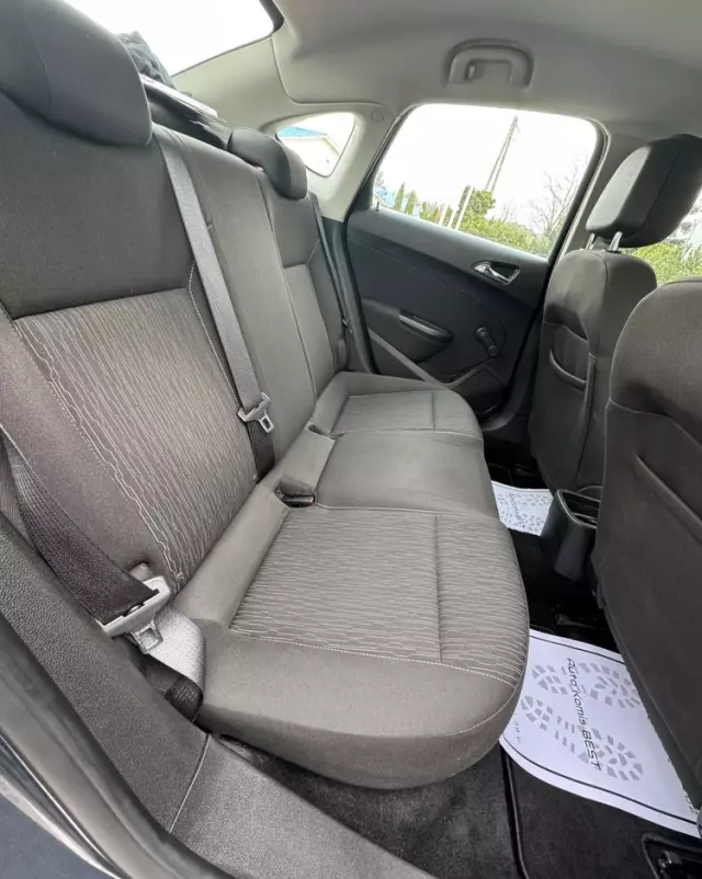 OPEL Astra IV 1.4 Essentia EU6