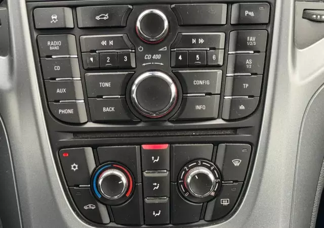 OPEL Astra IV 1.4 Essentia EU6