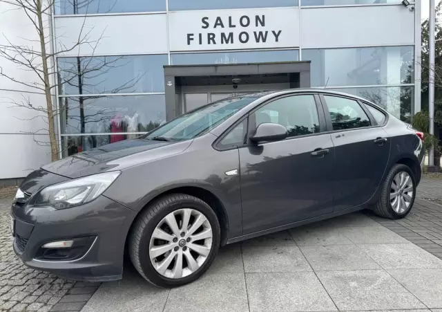 OPEL Astra IV 1.4 Essentia EU6