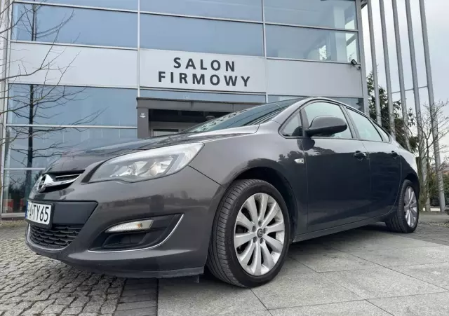 OPEL Astra IV 1.4 Essentia EU6