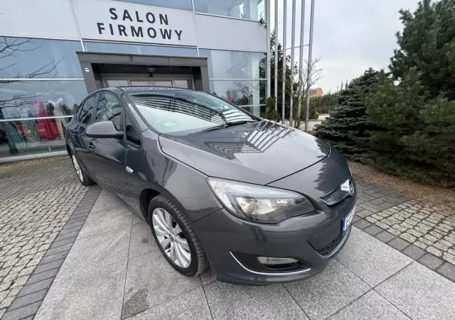 OPEL Astra IV 1.4 Essentia EU6