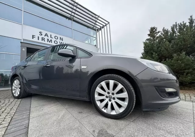 OPEL Astra IV 1.4 Essentia EU6