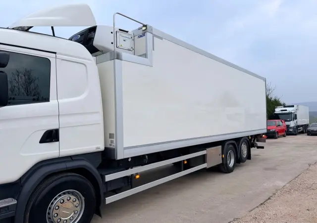 SCANIA Scania G 490 / CHŁODNIA + WINDA / 23 PALETY / EURO6 / OŚ SKRĘTNA / CARRIER 850 / ASO 