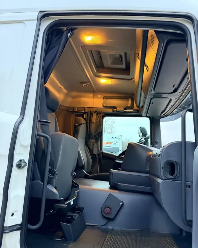 SCANIA Scania G 490 / CHŁODNIA + WINDA / 23 PALETY / EURO6 / OŚ SKRĘTNA / CARRIER 850 / ASO 