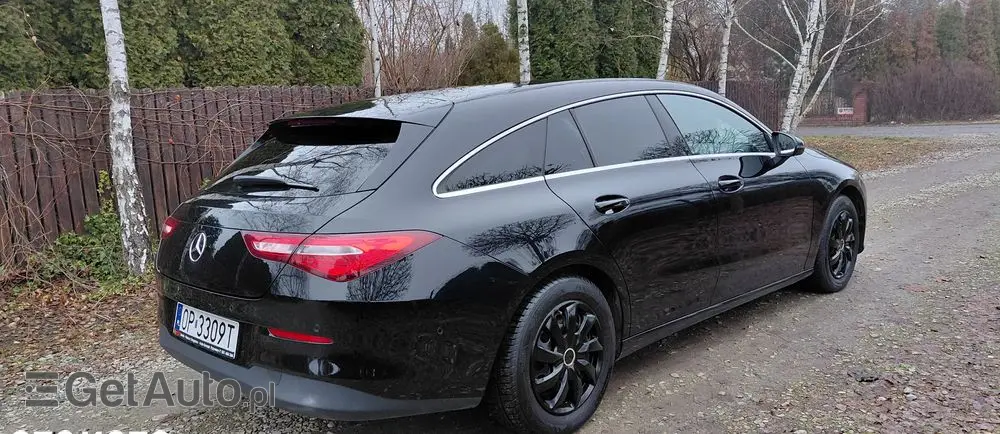 MERCEDES-BENZ CLA 180 Edition 2022