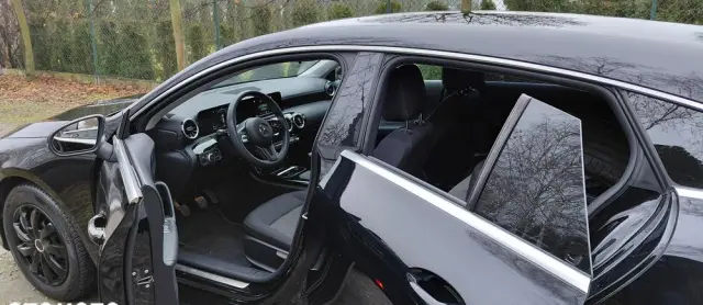 MERCEDES-BENZ CLA 180 Edition 2022