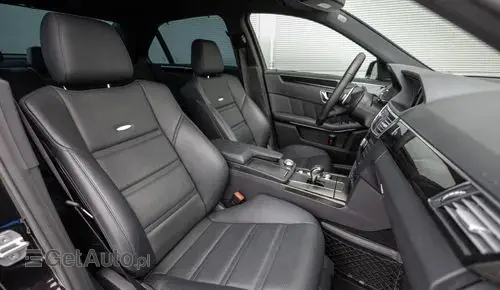 MERCEDES-BENZ Klasa E 63 AMG 