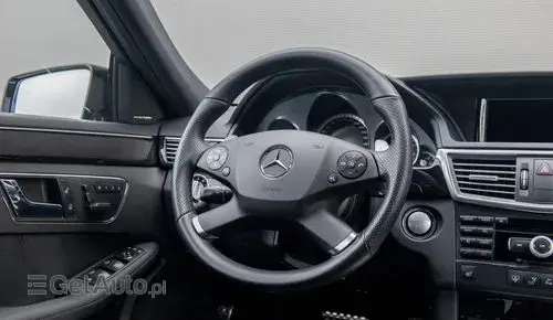 MERCEDES-BENZ Klasa E 63 AMG 