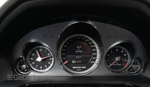 MERCEDES-BENZ Klasa E 63 AMG 