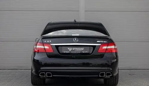 MERCEDES-BENZ Klasa E 63 AMG 