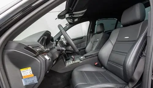 MERCEDES-BENZ Klasa E 63 AMG 