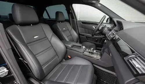 MERCEDES-BENZ Klasa E 63 AMG 