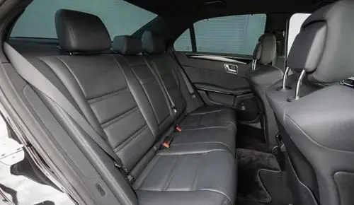 MERCEDES-BENZ Klasa E 63 AMG 