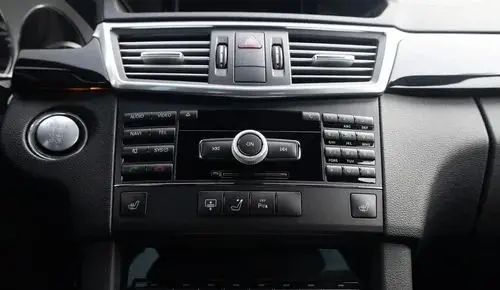 MERCEDES-BENZ Klasa E 63 AMG 