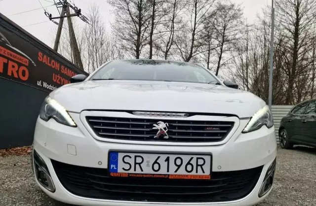 PEUGEOT 308 