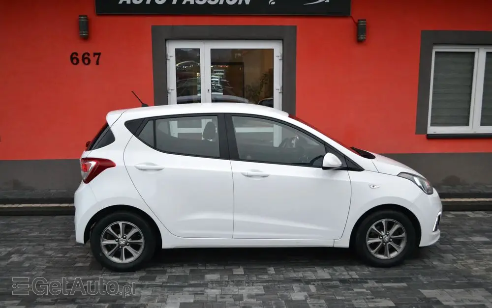 HYUNDAI I10 