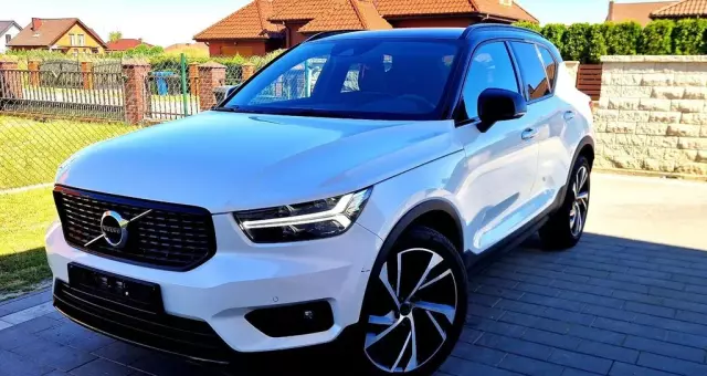 VOLVO Xc 40 