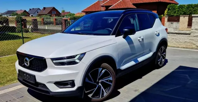 VOLVO Xc 40 