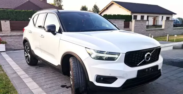 VOLVO Xc 40 