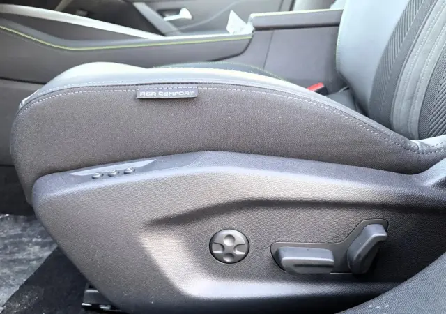 PEUGEOT 308 1.5 BlueHDi GT S&S EAT8