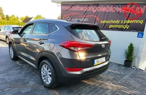 HYUNDAI Tucson 
