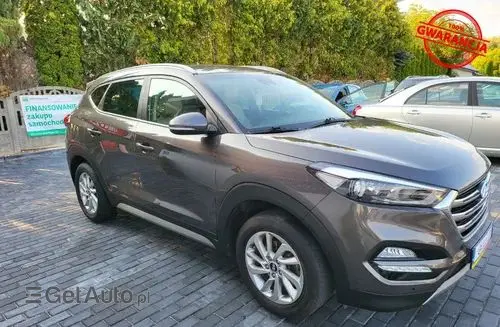 HYUNDAI Tucson 