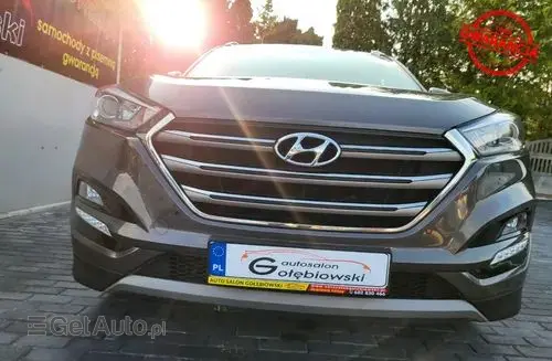 HYUNDAI Tucson 