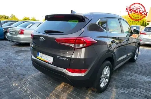 HYUNDAI Tucson 