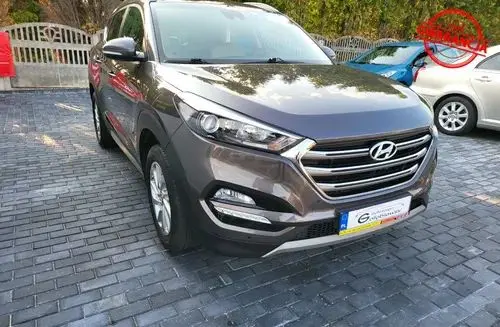 HYUNDAI Tucson 