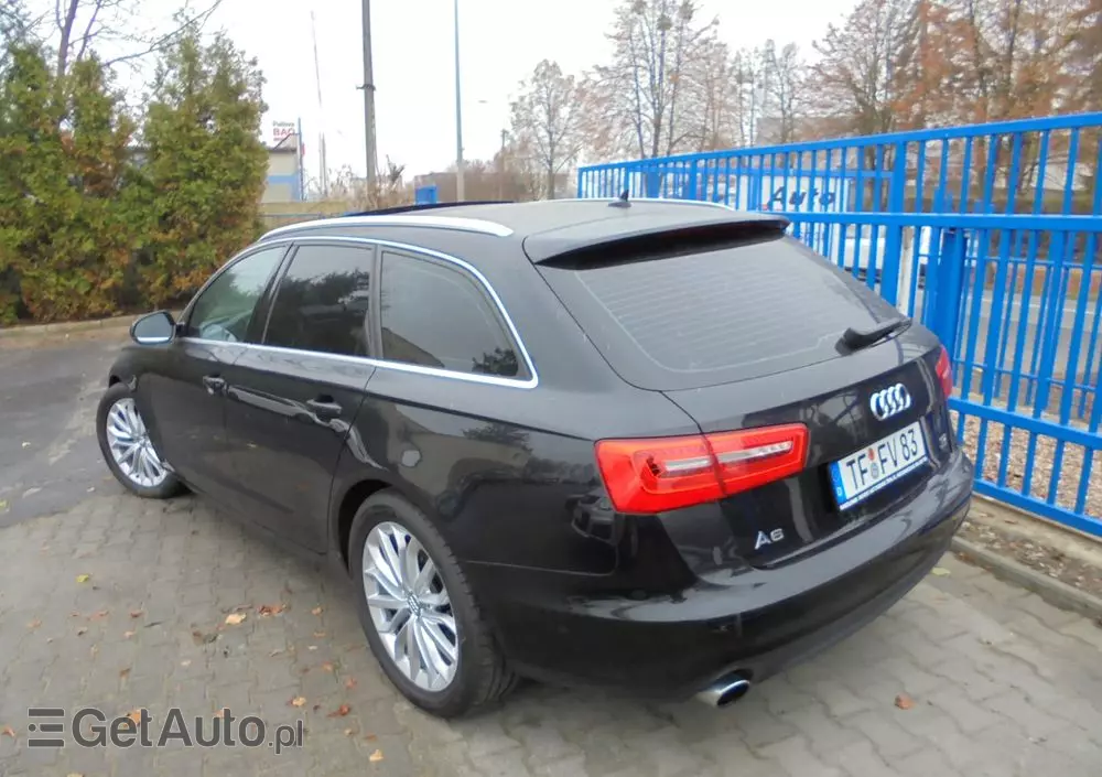 AUDI A6 Avant 3.0 TDI DPF quattro S tronic